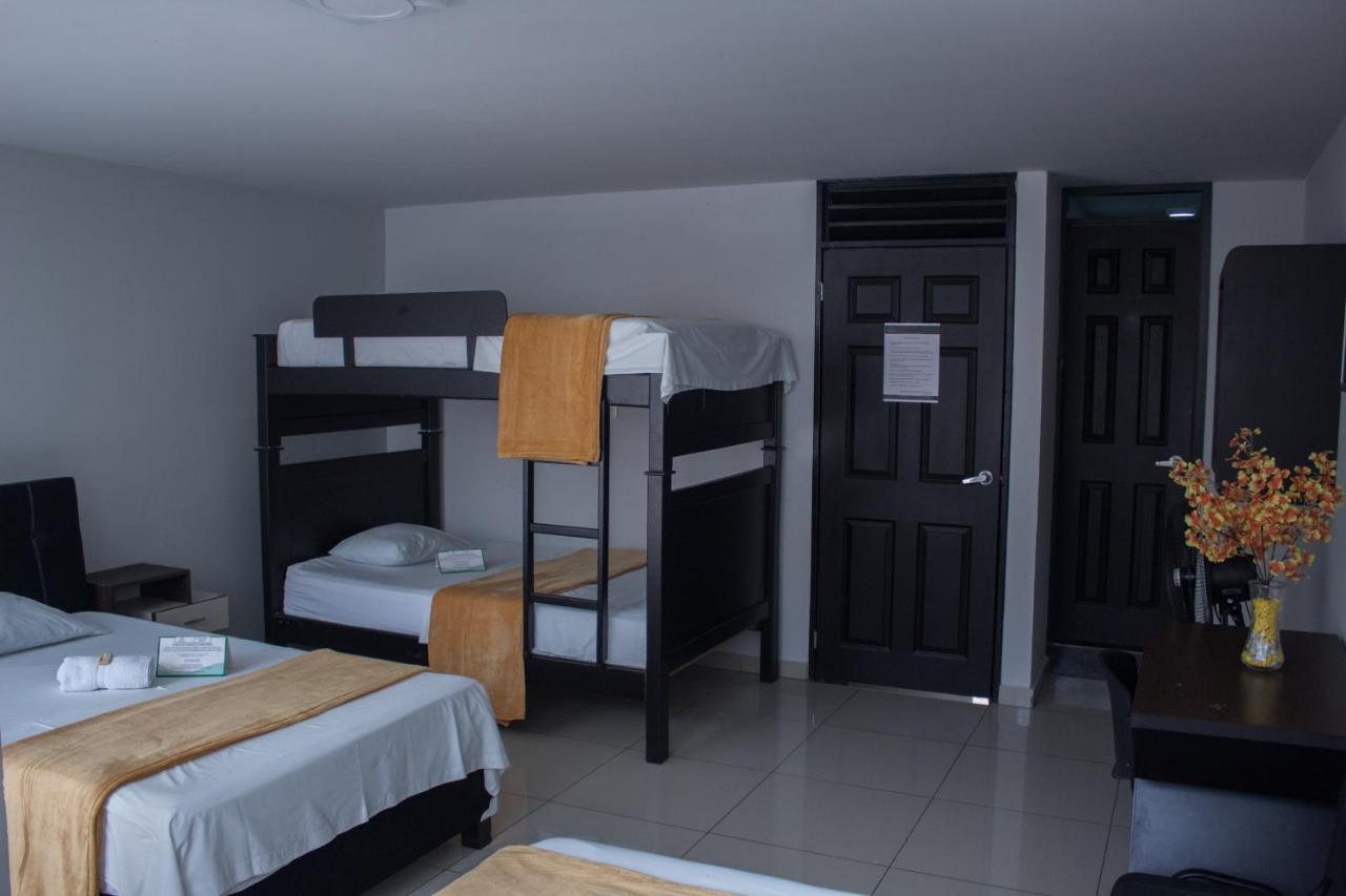 Hotel Escorial Ibague Ngoại thất bức ảnh